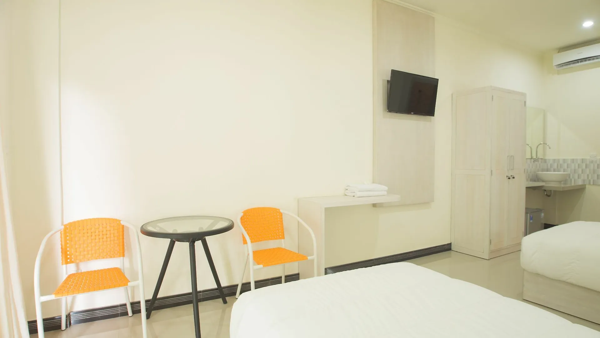 Tirai Bambu Jimbaran Hotel Kuta Selatan 2*,