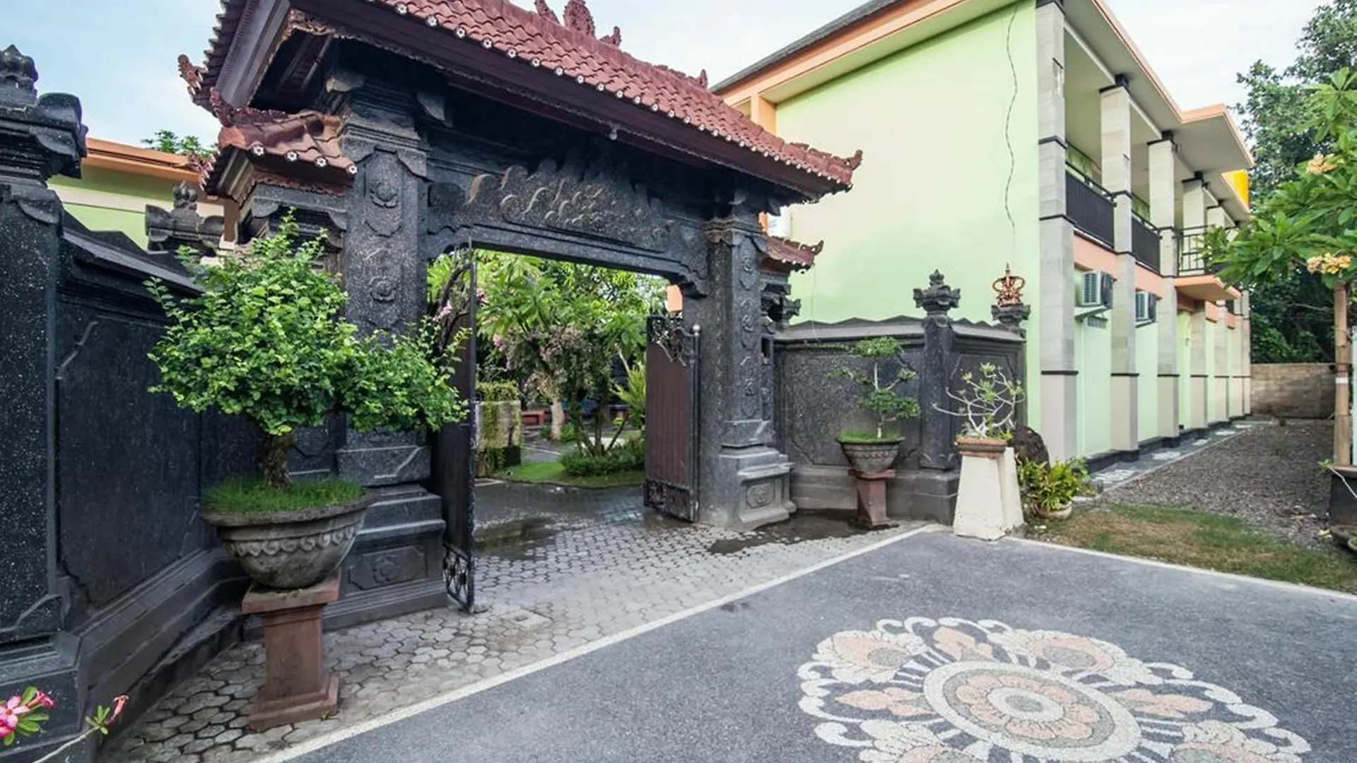 Tirai Bambu Jimbaran location